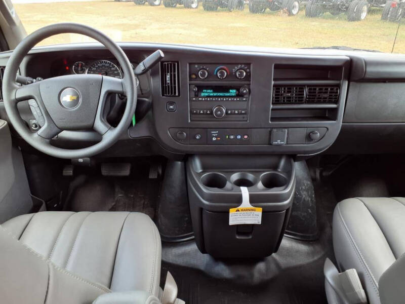2024 Chevrolet Express 2500