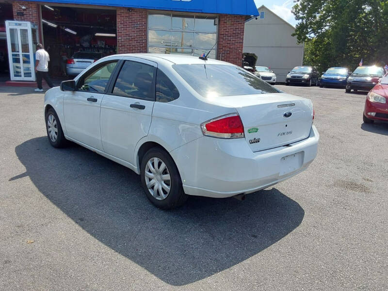 2009 Ford Focus S