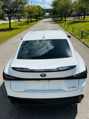 2024 Lexus IS 350 F SPORT Design