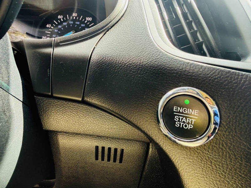 2020 Ford Edge SE