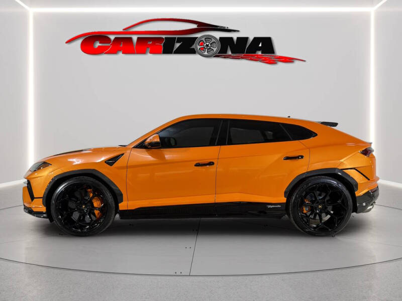 2023 Lamborghini Urus Performante