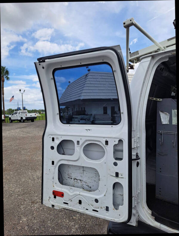 2013 Ford E-Series E-350 SD
