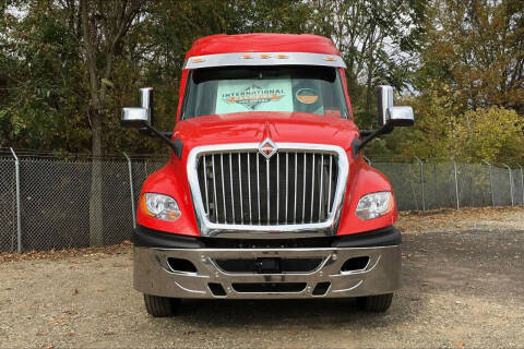 2018 International LT625