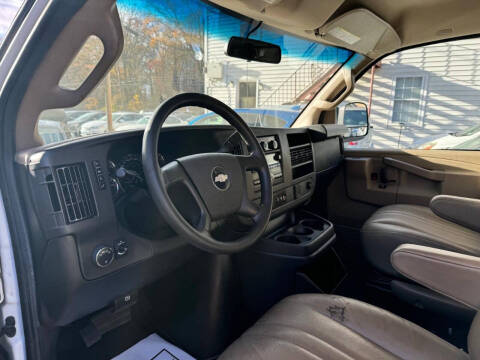 2020 Chevrolet Express 2500