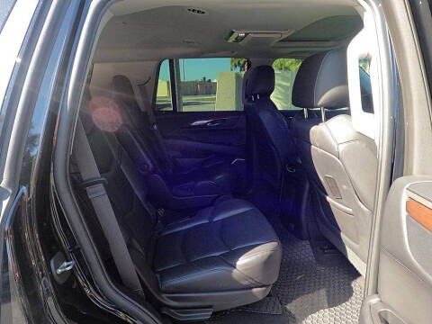 2018 Cadillac Escalade Premium Luxury