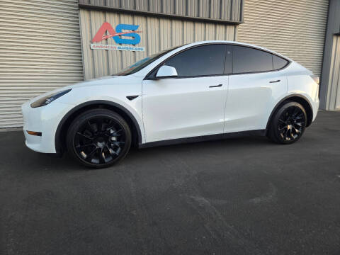 2024 Tesla Model Y Long Range