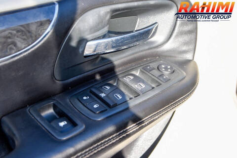 2014 Chrysler Town and Country Touring