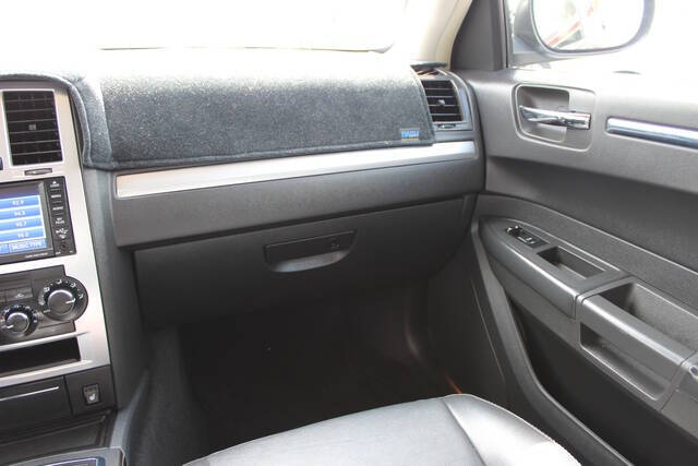 2010 Chrysler 300 Touring