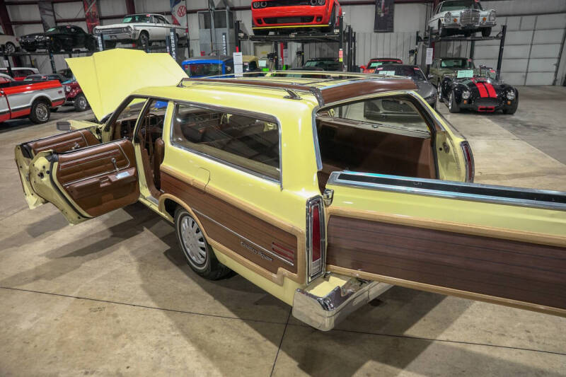 1977 Ford LTD
