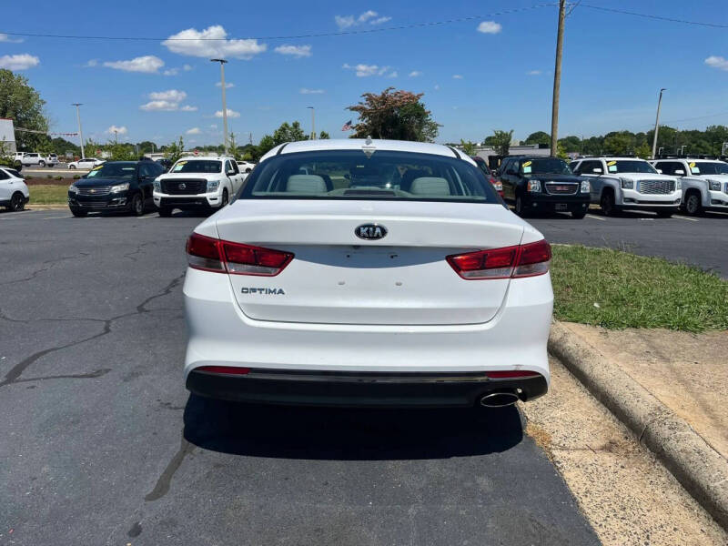 2016 Kia Optima LX