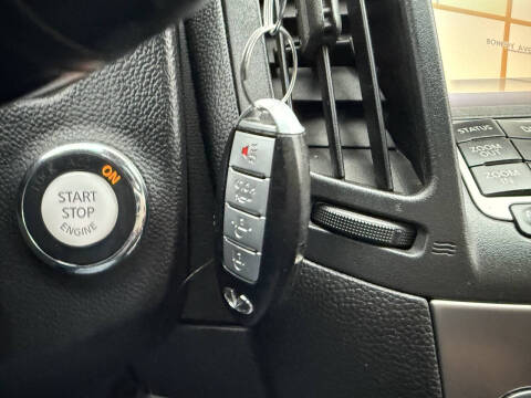 2010 Infiniti G37 Sedan x