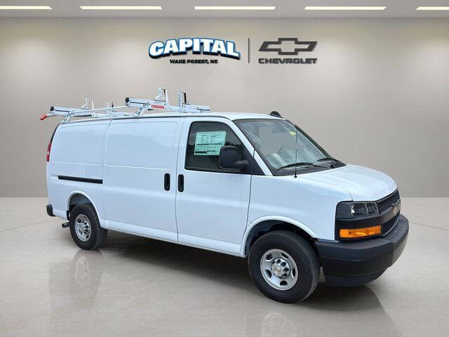 2025 Chevrolet Express 2500