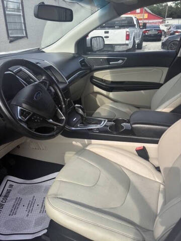 2017 Ford Edge Titanium