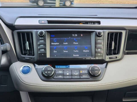 2017 Toyota RAV4 Hybrid XLE