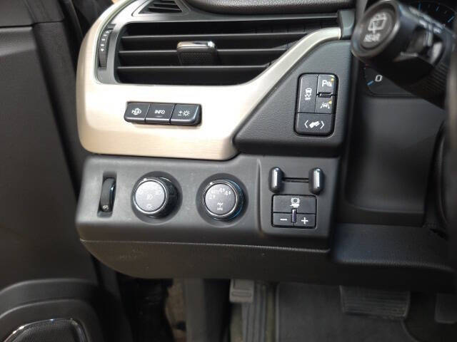 2017 GMC Yukon XL Denali