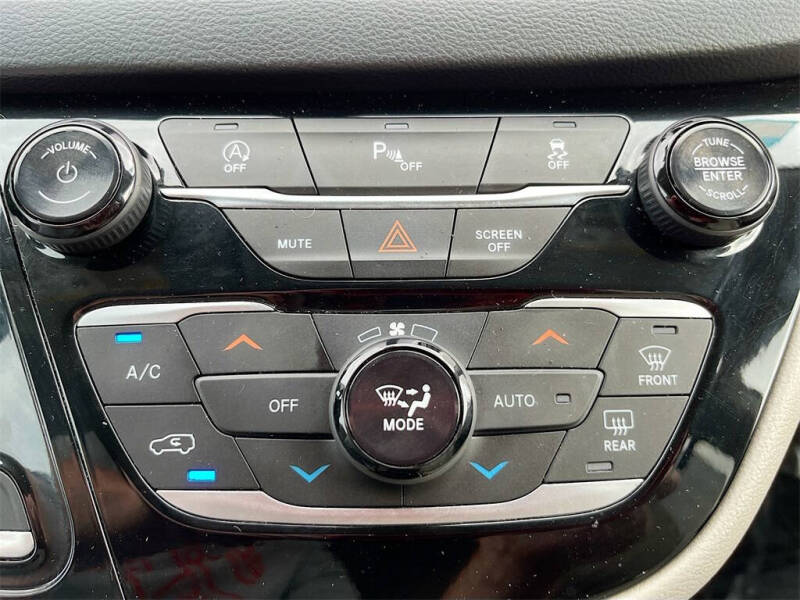 2019 Chrysler Pacifica Touring L Plus