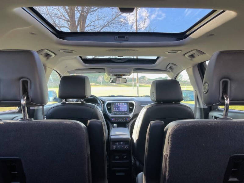 2017 GMC Acadia SLT-1