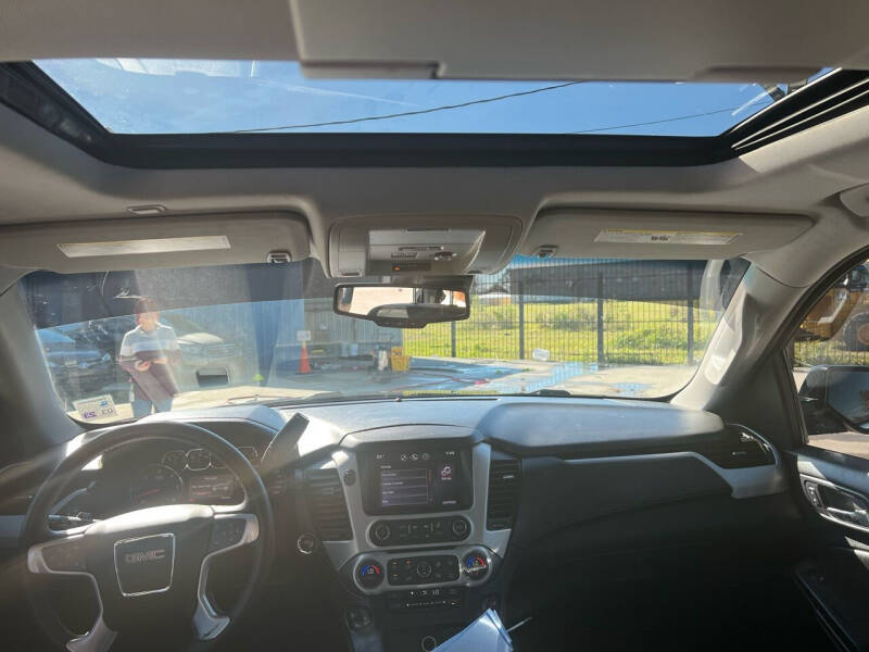 2015 GMC Yukon SLT