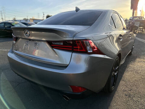 2015 Lexus IS 250