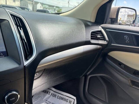 2020 Ford Edge SEL
