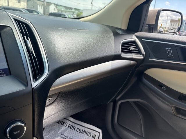 2020 Ford Edge SEL
