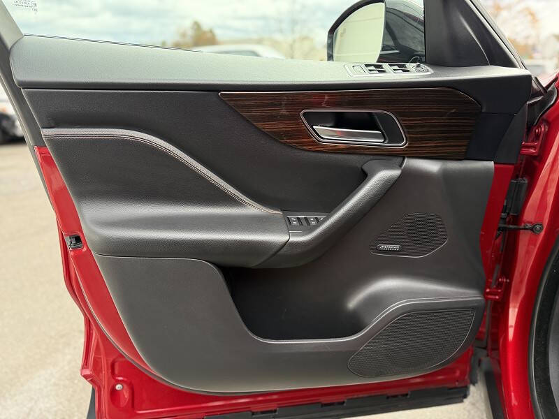 2017 Jaguar F-PACE 35t Prestige