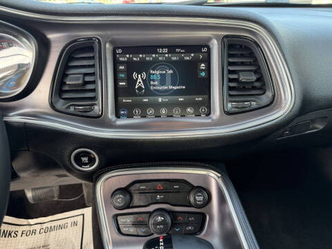 2016 Dodge Challenger SXT