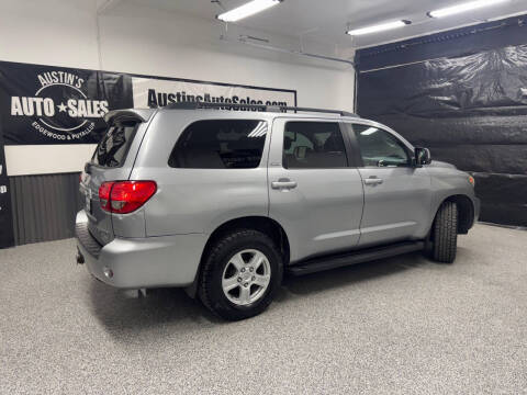 2013 Toyota Sequoia SR5