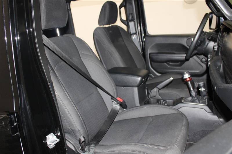 2021 Jeep Gladiator Sport