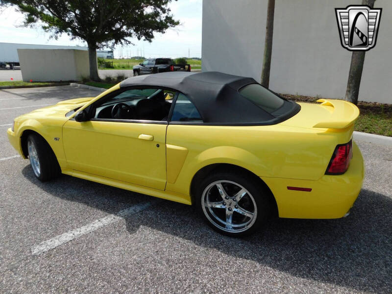 2001 Ford Mustang GT