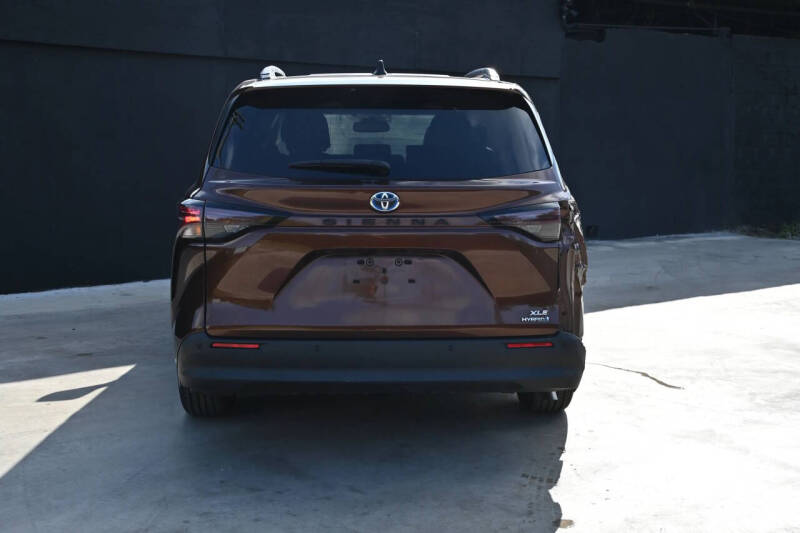 2023 Toyota Sienna