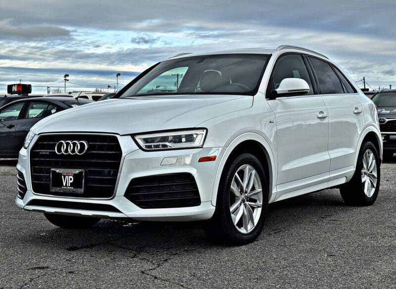 2018 Audi Q3 Premium Plus's photo