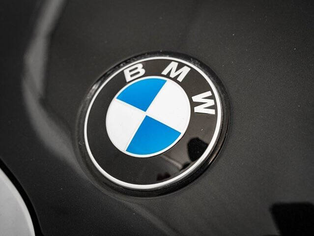 2024 BMW 3 Series 330i xDrive