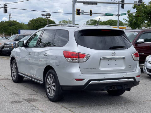 2013 Nissan Pathfinder SL