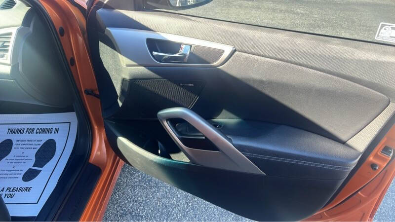 2016 Hyundai Veloster