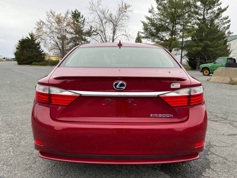 2013 Lexus ES 300h