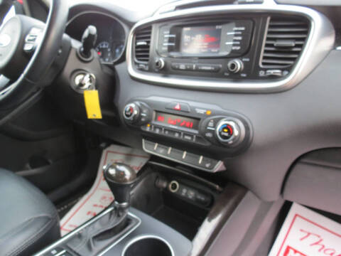 2016 Kia Sorento EX V6