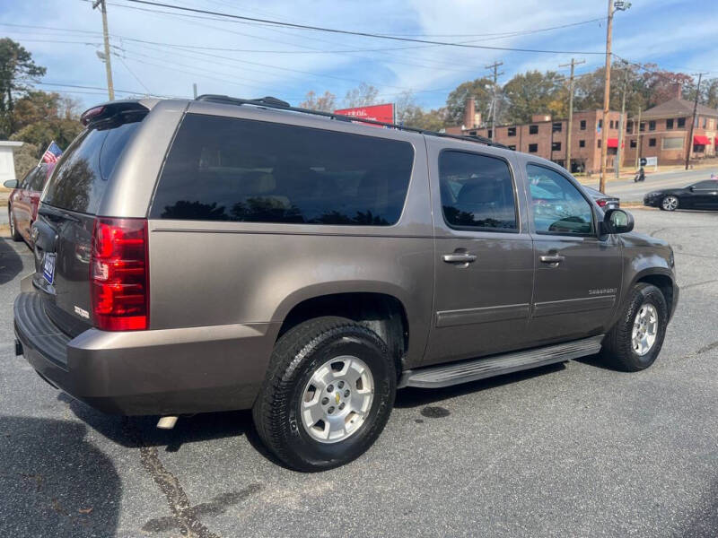2013 Chevrolet Suburban LS