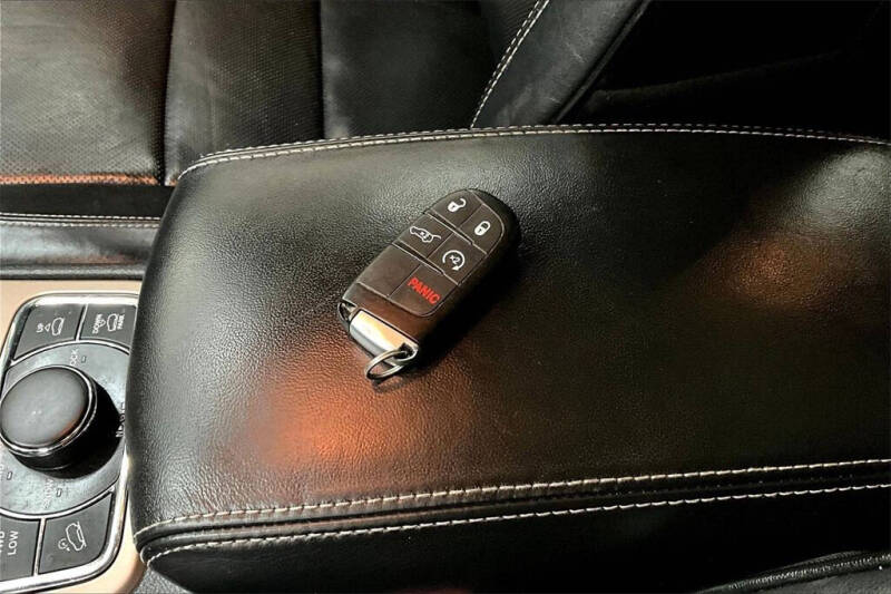 2017 Jeep Grand Cherokee Overland