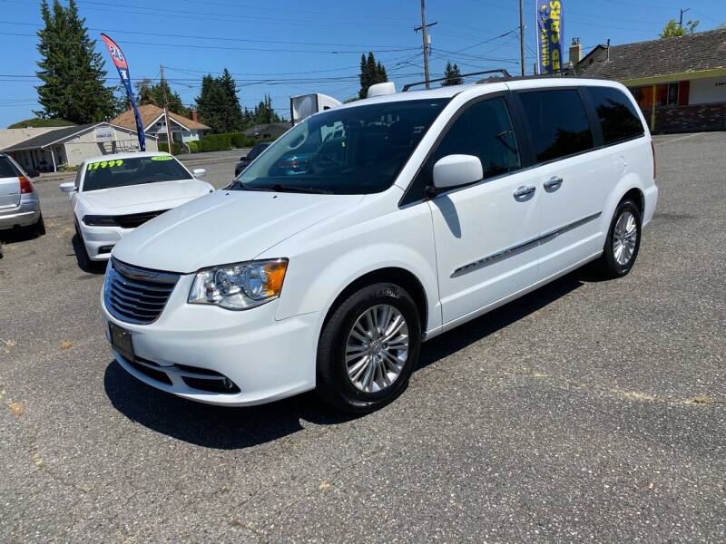 2015 Chrysler Town and Country for sale at MK MOTORS in Marysville WA
