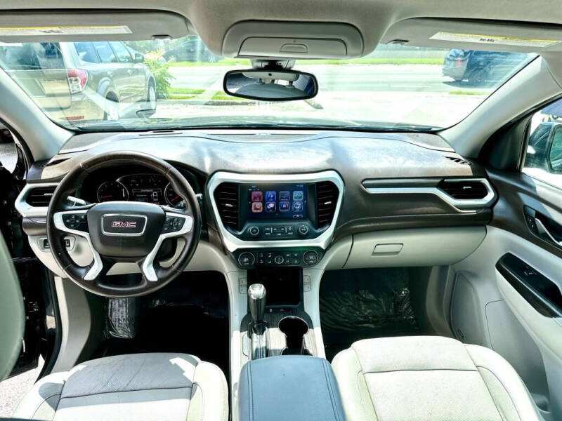 2017 GMC Acadia SLT-2