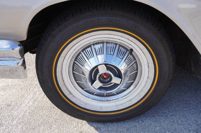 1964 Ford Thunderbird