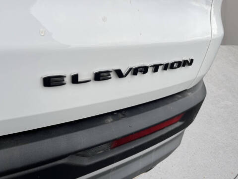2024 GMC Acadia Elevation