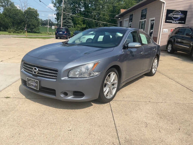 2011 Nissan Maxima for sale at Auto Connection in Waterloo, IA