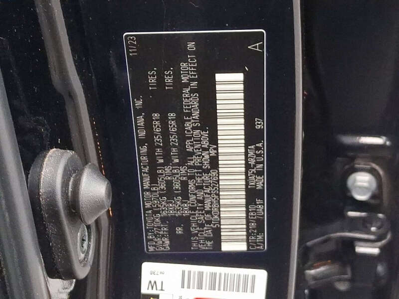 2023 Toyota Highlander XLE