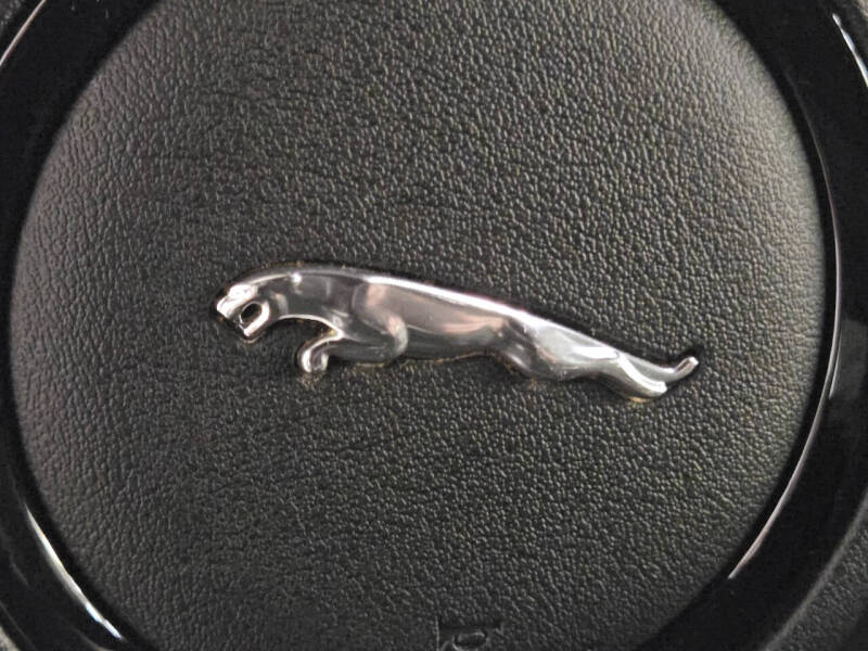 2022 Jaguar F-TYPE P450