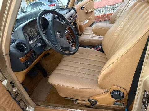 1983 Mercedes-Benz 300-Class