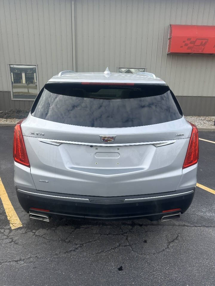 CadillacXT512