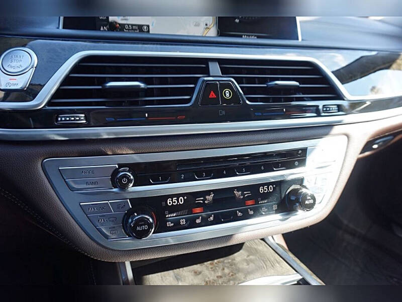 2017 BMW 7 Series 740i