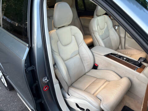 2016 Volvo XC90 T6 Inscription